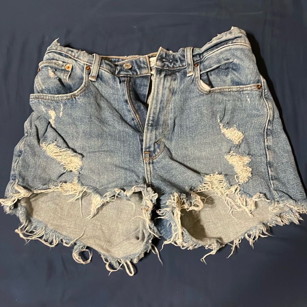 Abercrombie and Fitch short